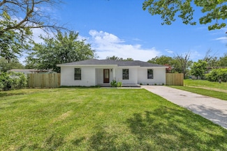 1522 Travis St, Waco, TX 76705