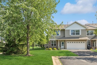 1582 Independence Dr, Northfield, MN 55057