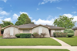 9306 Claridge Dr, Houston, TX 77031