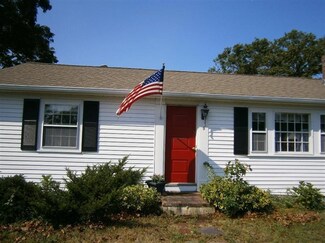 9 Woodland Dr, West Dennis, MA 02670