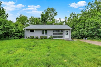2810 S Limestone Dr, Bloomington, IN 47403