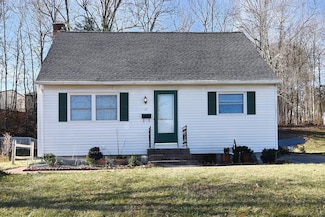 31 Broadview Pkwy, Middletown, CT 06457