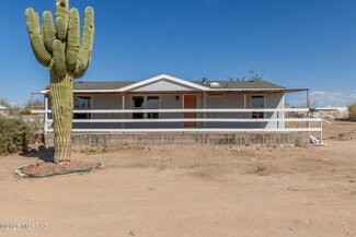 9878 S Desert Brush Loop, Tucson, AZ 85756