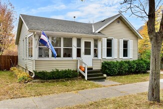309 E King St, Winona, MN 55987