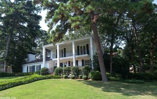 2 Bridle Ct, Little Rock, AR 72227