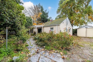 17662 Dunbar Rd, Mount Vernon, WA 98273