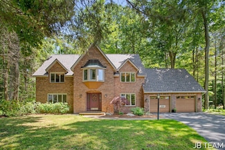 259 Portchester Rd, Holland, MI 49424