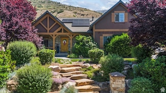 1131 E Mahogany Ln, Pleasant Grove, UT 84062