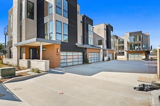 958 Grand Ave, Carlsbad, CA 92008