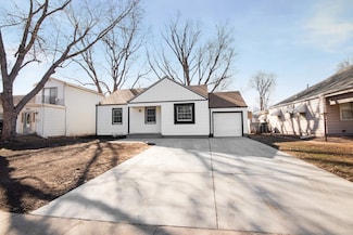 2215 E Menlo St, Wichita, KS 67211
