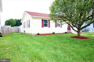 35 Harkins Dr, Smyrna, DE 19977