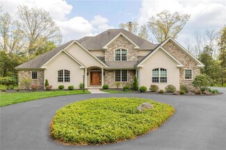 2165 Ward Rd, Pennsburg, PA 18073