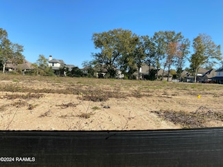 202 Leaning Oak Dr, Lafayette, LA 70508