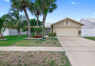 5917 Strawberry Lakes Cir, Lake Worth, FL 33463