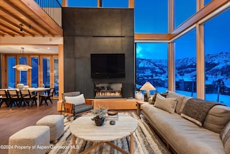 411 Wood Rd Unit 8, Snowmass Village, CO 81615