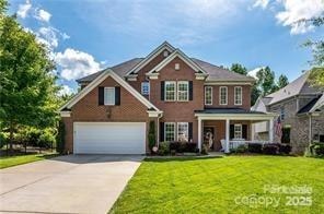 2505 River Oaks Dr, Waxhaw, NC 28173