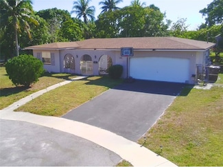 3496 NW 27th St, Lauderdale Lakes, FL 33311