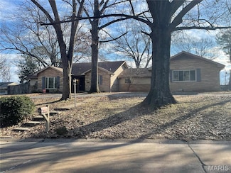 1014 N Henderson Ave, Cape Girardeau, MO 63701