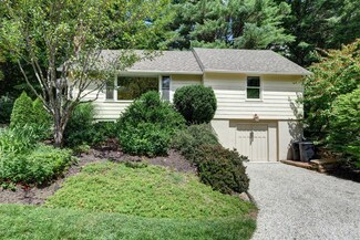 84 Beartown Mountain Rd, Monterey, MA 01245