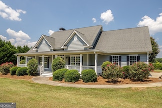 1061 Shoreline Dr, Madison, GA 30650