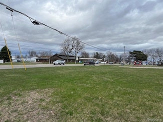 1436 E Pierson Rd, Flushing, MI 48433