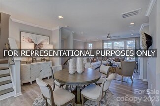 7012 Running Spring Dr, Charlotte, NC 28205