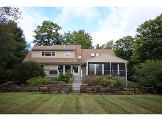 20 Clarke Rd, Wilmot, NH 03287