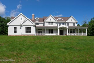 10 Moonlight Dr, Colts Neck, NJ 07722