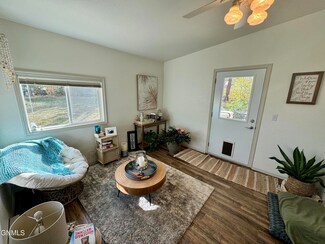 407 S 2nd St, Glen Ullin, ND 58631