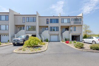 57 Bridgewaters Dr Unit 11, Oceanport, NJ 07757