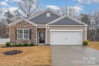 654 Saddlebred Ln, Locust, NC 28097