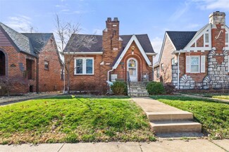 5400 Pernod Ave, Saint Louis, MO 63139