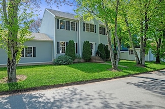 26 Harvest Rd, Reading, MA 01867