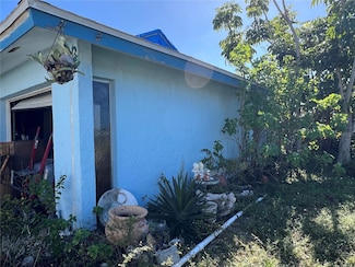 47 Caddy Rd, Rotonda West, FL 33947