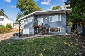 19306 2nd Ave S, Des Moines, WA 98148
