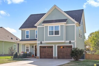 714 Valencia Dr, Clarksville, TN 37043