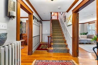 19 Beal Rd, Waltham, MA 02453