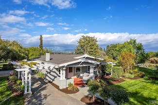 2855 Old Gravenstein Hwy, Sebastopol, CA 95472