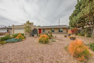 813 N Calle Circulo, Camarillo, CA 93010