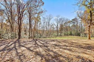 1813 Vandergriff Rd, Signal Mountain, TN 37377