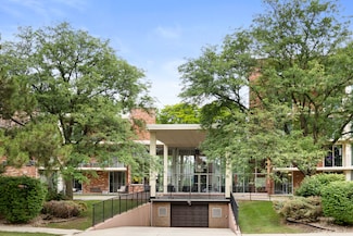 1150 E Jackson St Unit 1A, Lombard, IL 60148