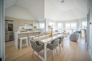 620 Shirley St Unit 2, Winthrop, MA 02152