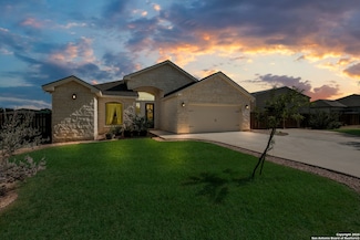 132 W Short Meadow Dr, Lytle, TX 78052