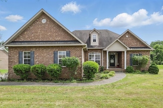 208 Sunnyside Dr, Chapel Hill, TN 37034
