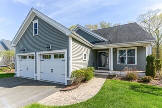 125 Winterberry Ln, Easton, MA 02356