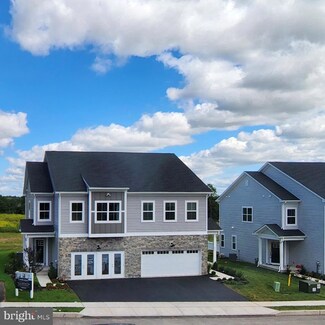 461 S Cedar St, Spring City, PA 19475