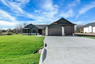 715 Arbor Valley Way, Valley Center, KS 67147