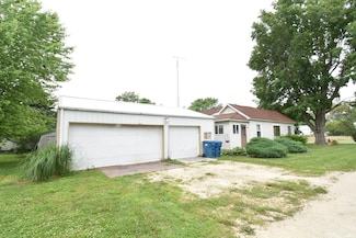 102 S Foster St, Boswell, IN 47921