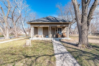 554 N Madison Ave, Wichita, KS 67214