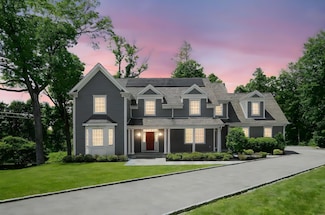 22 Robbins Rd, Pleasantville, NY 10570